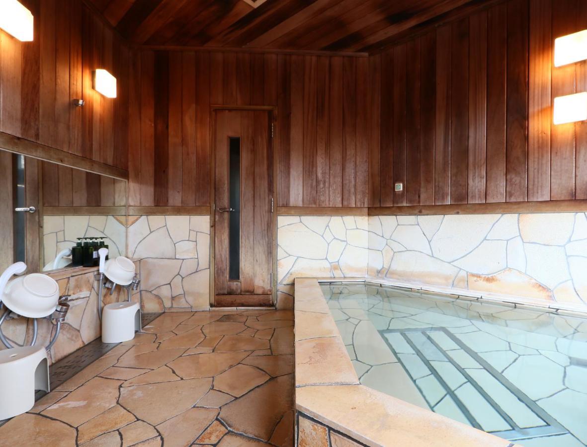 Ryosha Tsukiakari Bed & Breakfast Яманакако Екстериор снимка