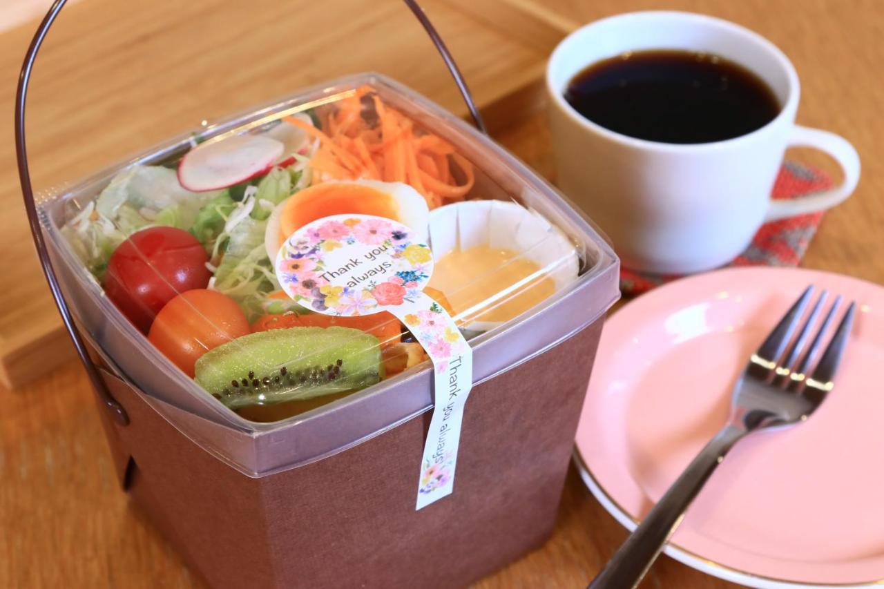 Ryosha Tsukiakari Bed & Breakfast Яманакако Екстериор снимка